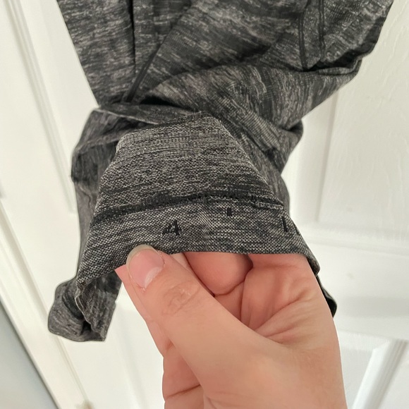Lululemon Swiftly Tech Short Sleeve Crew T Shirt Heathered Camo Gray Black 4 - Picture 5 of 7